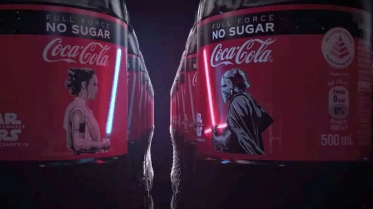 Coca-Cola: Limitierte „Star Wars“-Flaschen mit leuchtendem Laserschwert