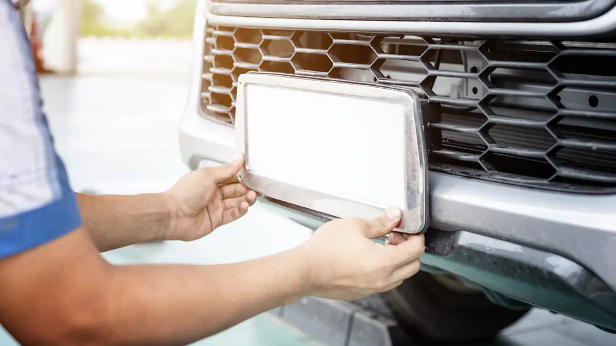 Wegen Nazi-Symbolik: Diese Autokennzeichen sind verboten