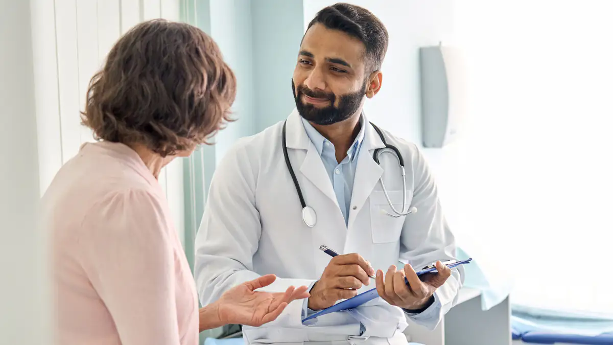 Arzt verrät, mit welchen Codes er seine Patienten beleidigt