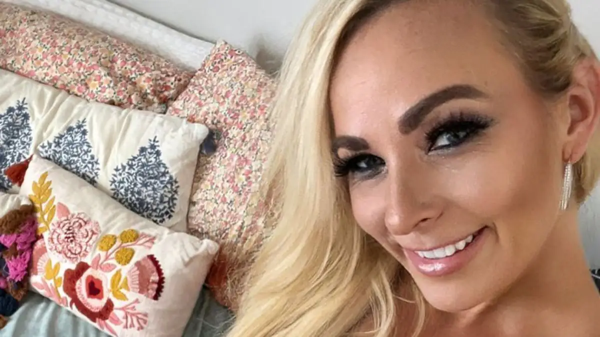 Wegen OnlyFans gefeuert: Lehrerin erhebt unglaubliche Anschuldigungen gegen den Schulleiter