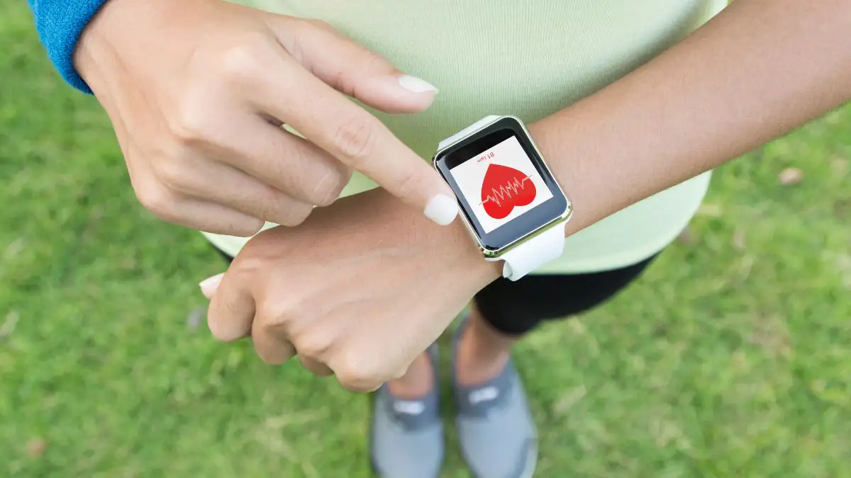 Vom Ehemann lebendig begraben: Apple Watch rettet Frau das Leben