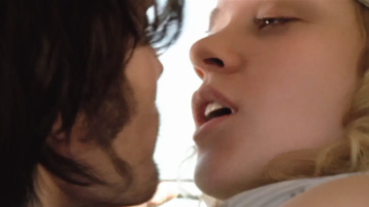 Wegen echter Sex-Szene: Zuschauer verlassen Kino