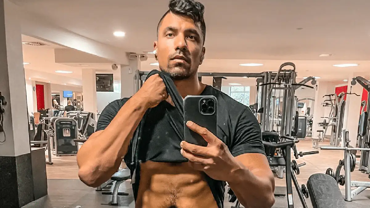 „Schändliche Tat“: Polizei jagt Skandal-Influencer Julian Zietlow