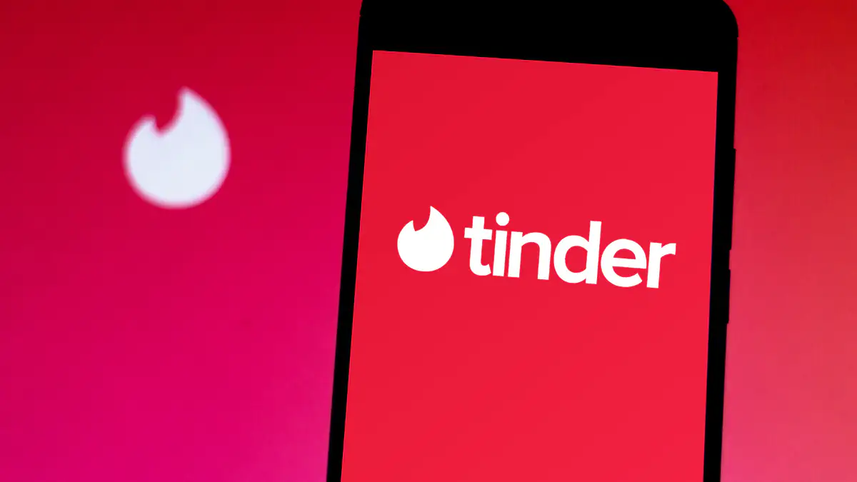 Tinder führt neue „Matchmaker“-Funktion ein: Freunde und Eltern können jetzt mitreden