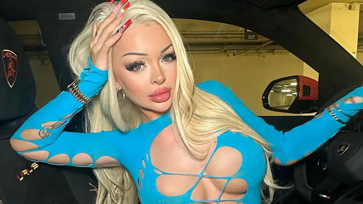 Katja Krasavice verdreht Fans im Whirlpool den Kopf