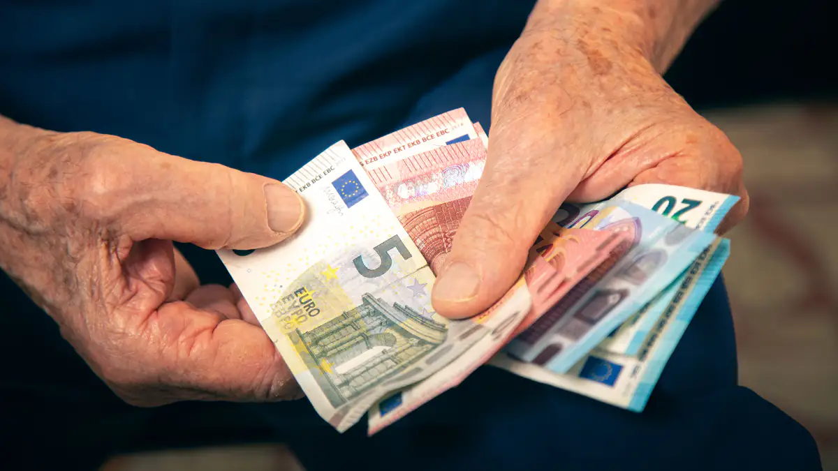 Renten-Erhöhung 2024: So viel Geld gibt es im neuen Jahr 