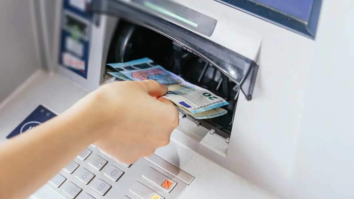 80 Euro Gebühr? Bank-Kunden erhalten dubiose Warnung