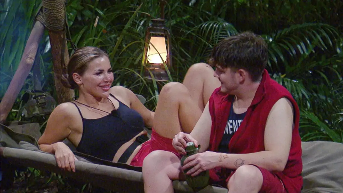 Dschungelcamp: Dieter Bohlen reagiert auf Sex-Fantasien von Kim und Twenty4Tim