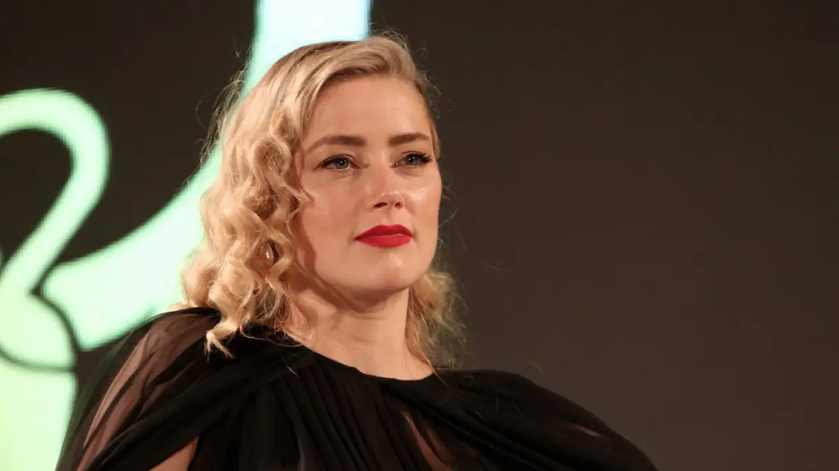 Amber Heard: Ex von Johnny Depp überrascht mit Babynews