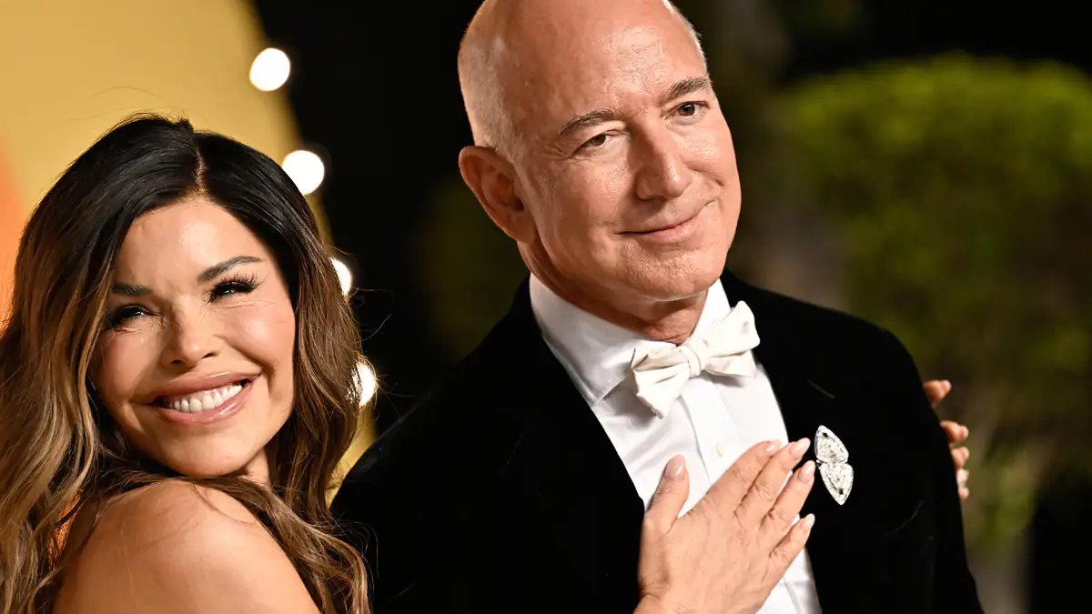 Jeff Bezos: Proteste gegen Luxus-Hochzeit in Venedig – „Zahl mehr Steuern“