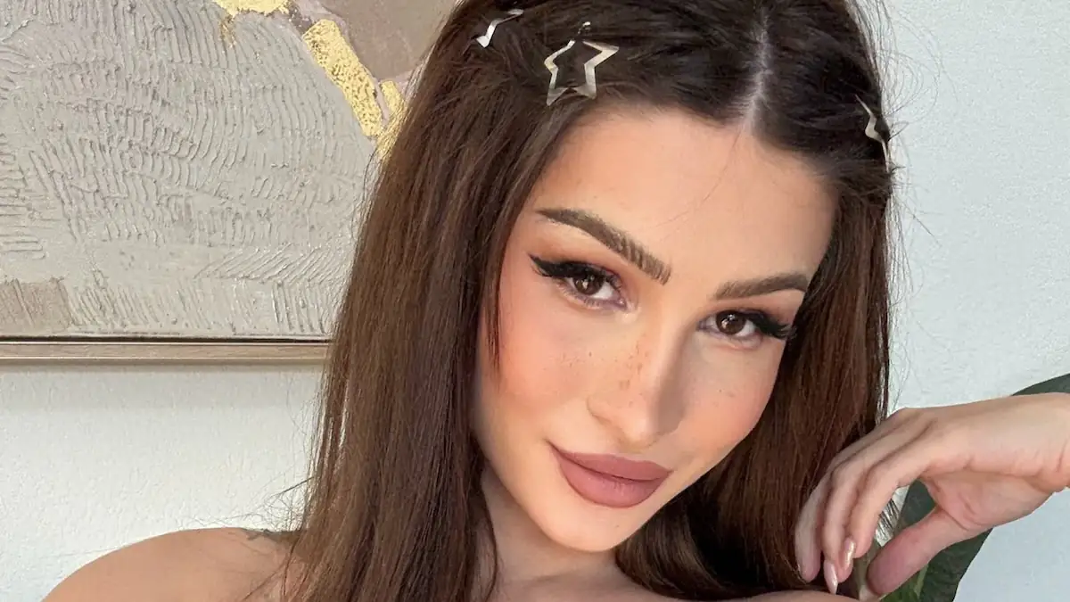 Influencerin zeigt erstmals Geburt im Livestream: Zuschauer reagieren gespalten