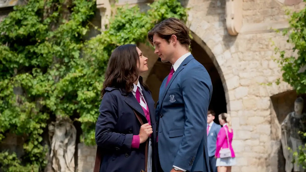 James (Damian Hardung), Ruby (Harriet Herbig-Matten) in „Maxton Hall“ Staffel 2