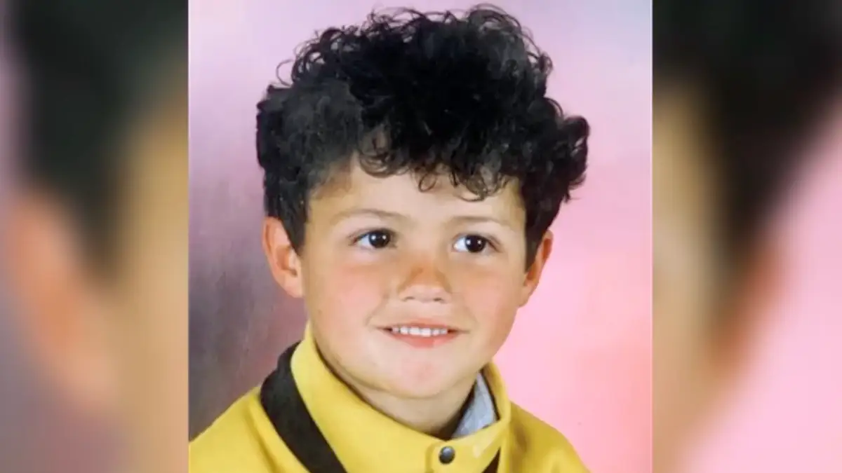 Heute einer der bekanntesten Stars der Welt: Kaum jemand erkennt den Jungen auf dem Foto