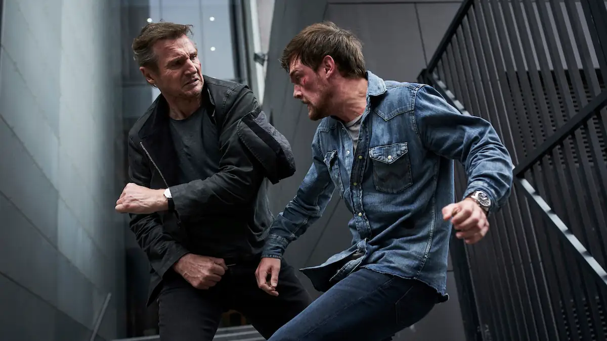 Liam Neeson auf Netflix im Film „Blacklight“ in einer Kampfszene