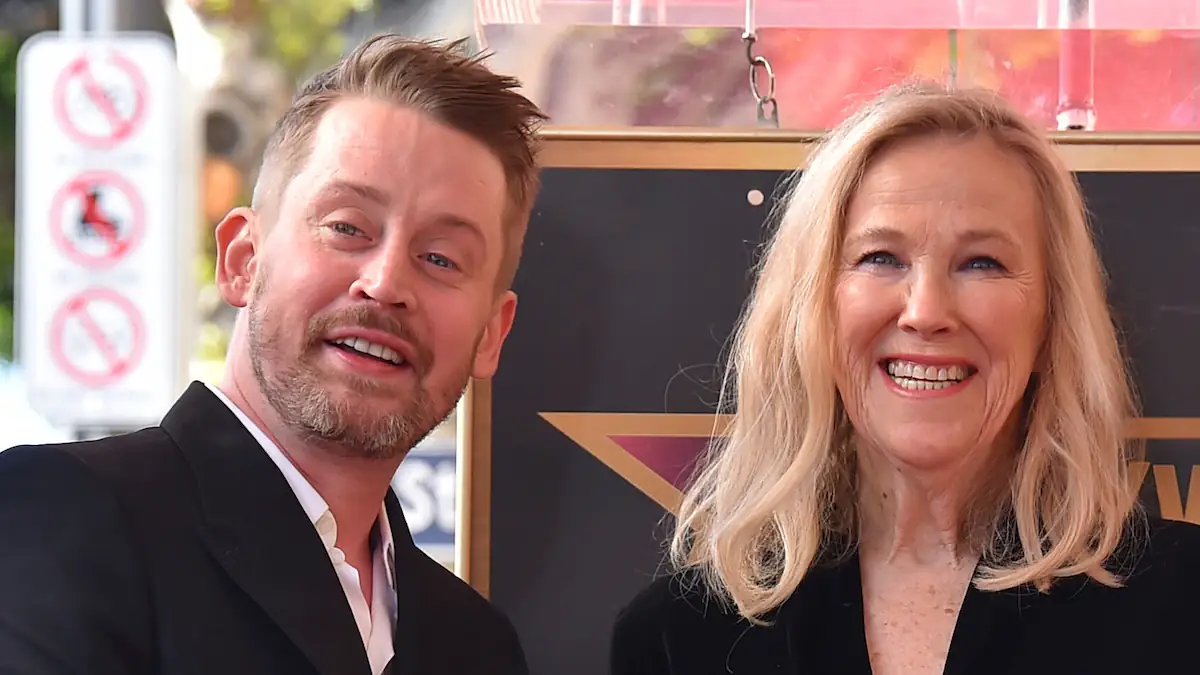 Macaulay Culkin und Catherine O'Hara