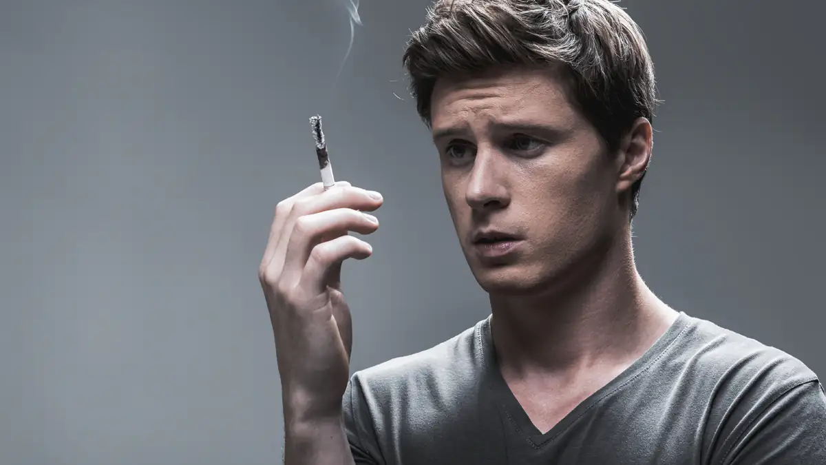 Laut einer Studie erkranken Raucher seltener an Corona