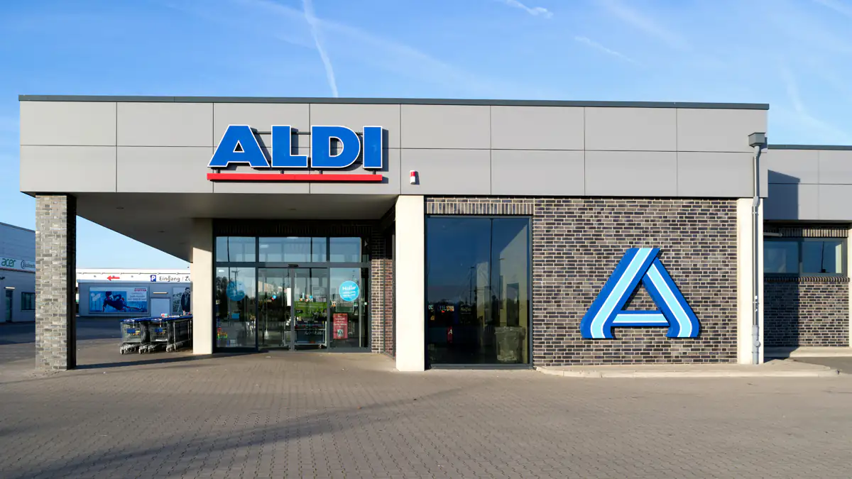 Aldi testet neues Konzept: Smartphone soll Pflicht werden