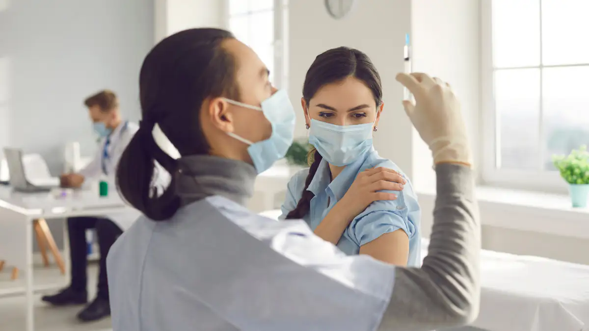 Corona: Diese Reaktionen drohen nach der dritten Impfung