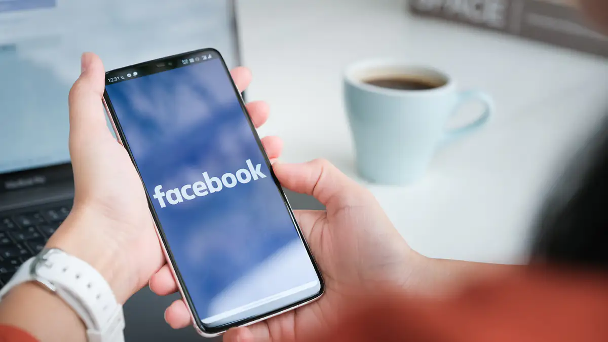 WhatsApp, Instagram und Facebook down: Das steckt hinter dem Mega-Ausfall