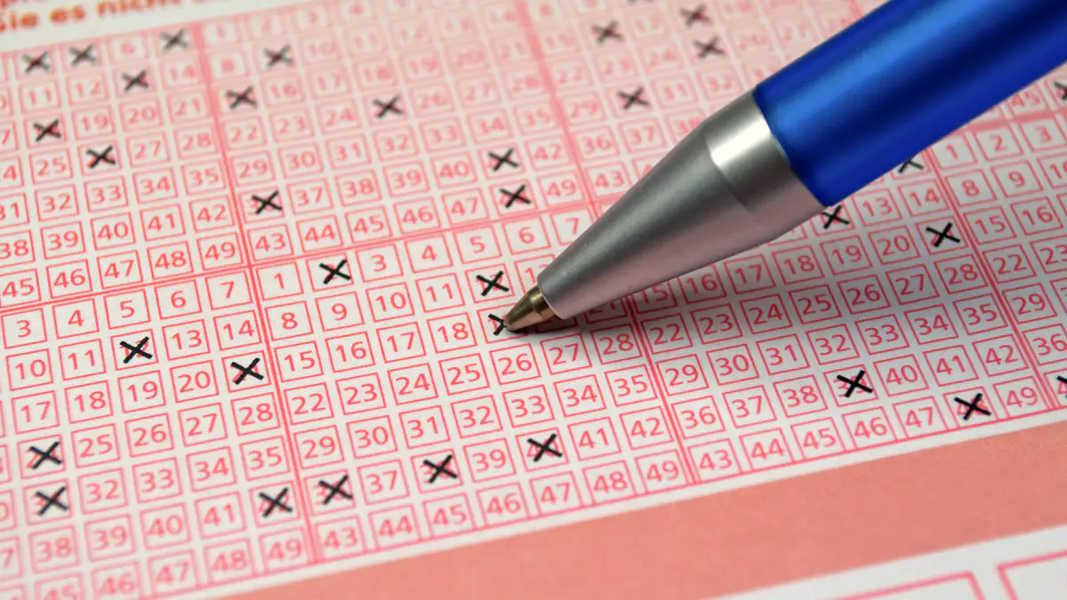 Mann gewinnt im Lotto und stirbt, bevor er den Schein einlösen kann