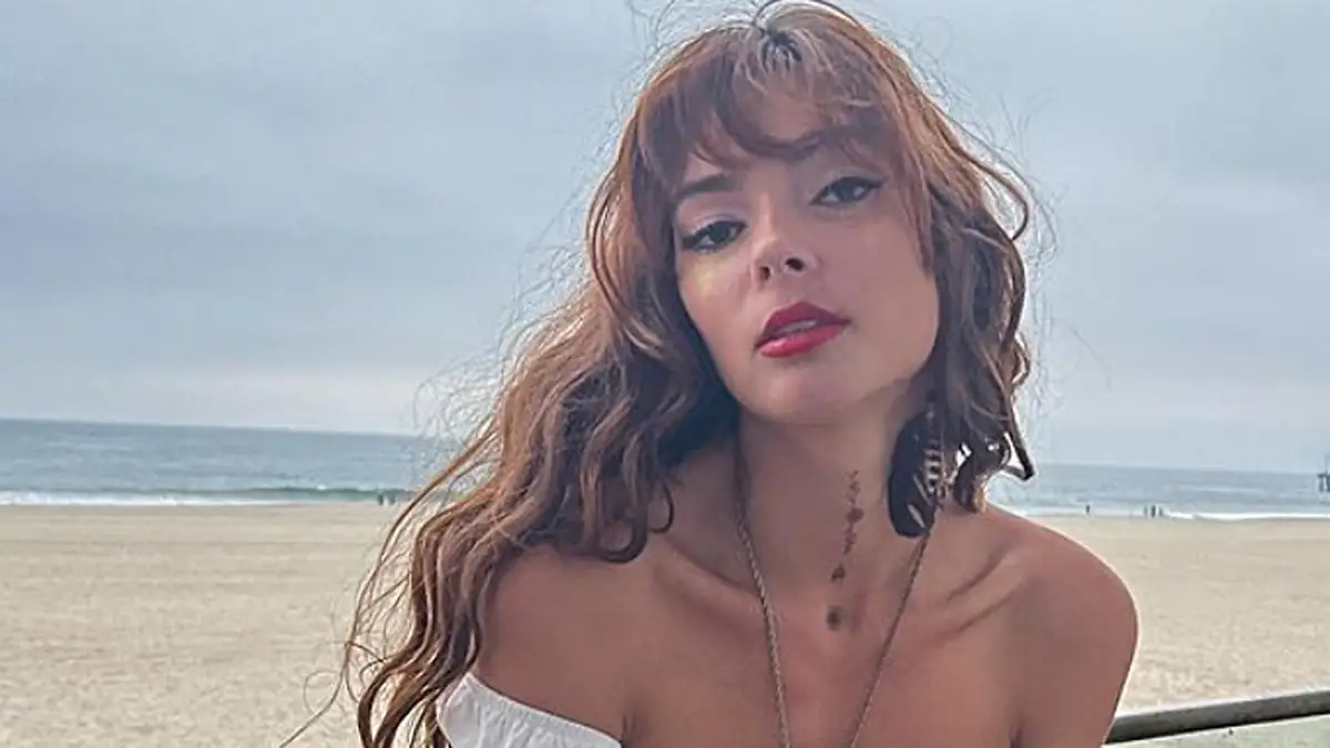 Mysteriöser Tod: Model Christy Giles von Maskierten vor Krankenhaus abgelegt