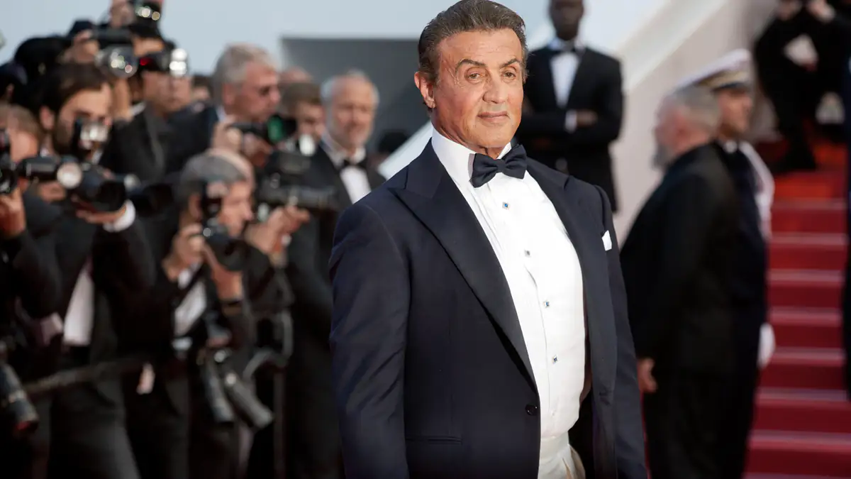 Sylvester Stallone eröffnet Kunst-Ausstellung in Deutschland