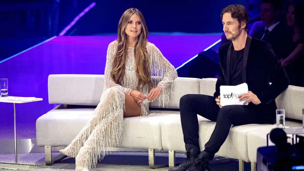 Heidi Klum sorgt mit GNTM-Kandidatinnen für Überraschung