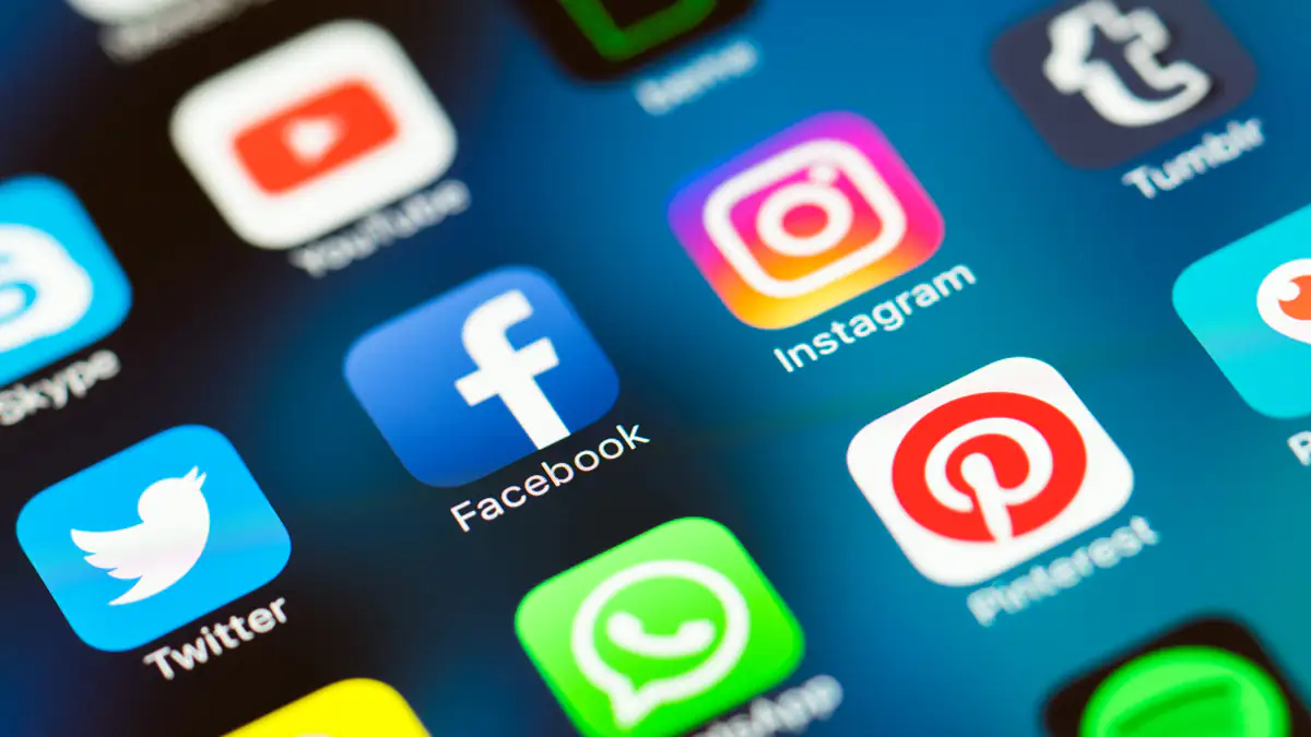 Ab 1. Februar: Facebook, Twitter und Co. sollen Nutzer beim BKA melden