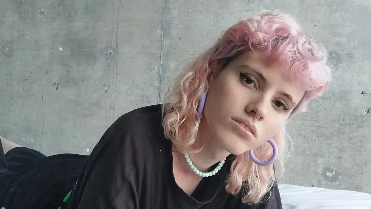 Doch ein Umstyling? – GNTM-Kandidatin Viola präsentiert neuen Look