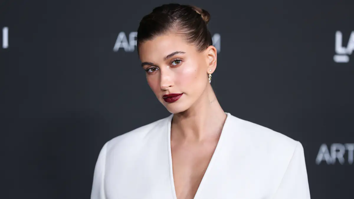 „Wie Schlaganfall“: Hailey Bieber als Notfall im Krankenhaus