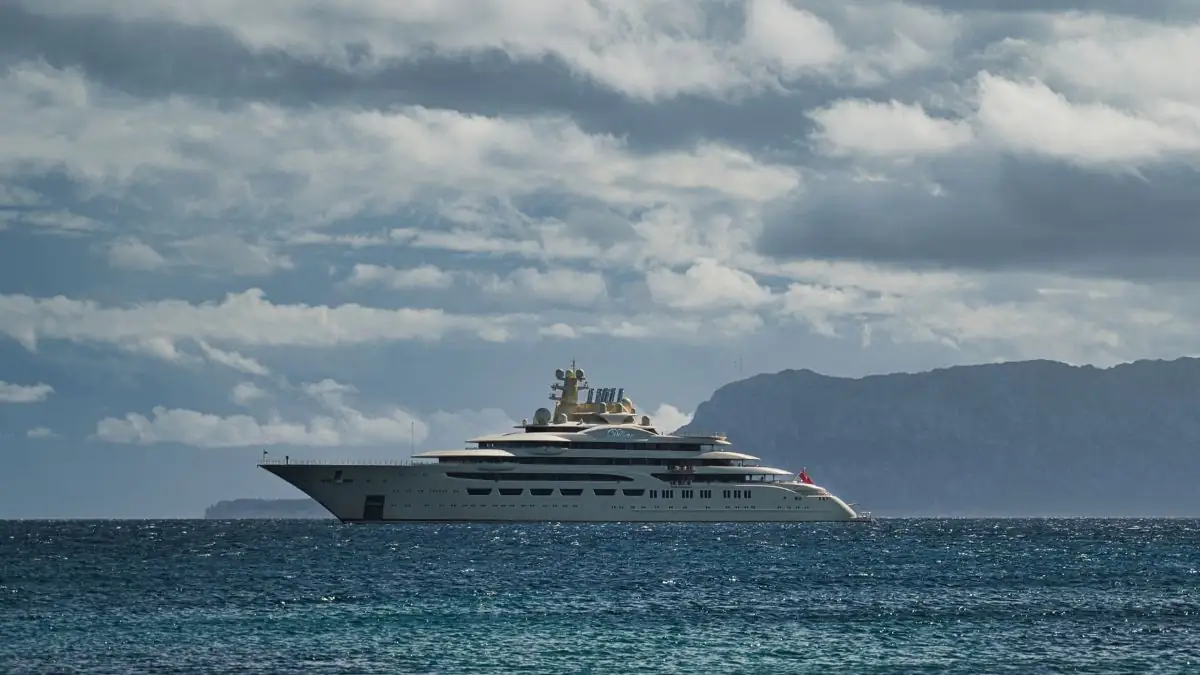 Mysteriöse Mordserie: Oligarch samt Familie tot aufgefunden