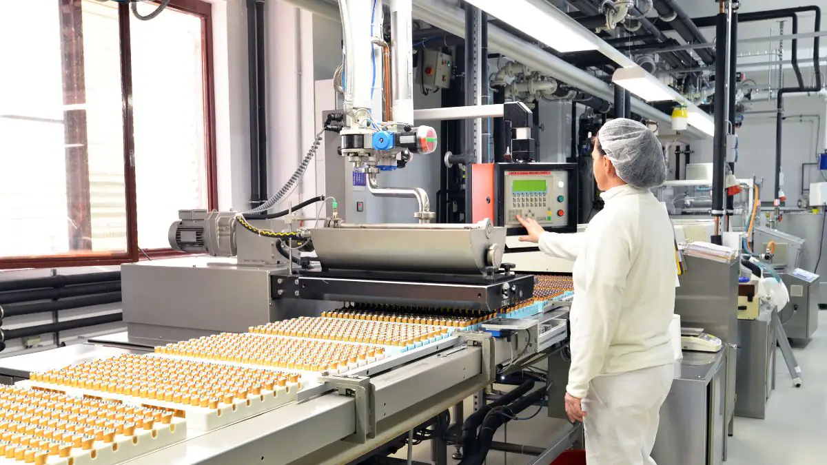 Bizarrer Willy-Wonka-Vorfall: 2 Arbeiter in Schokoladentank gefallen