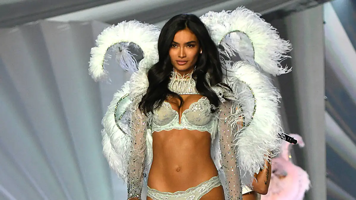 Kelly Gale: Victoria’s-Secret-Model macht schlüpfrige Sex-Beichte