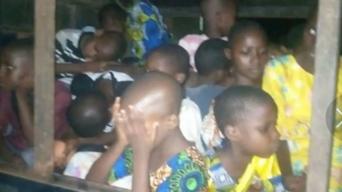 Verstörende Sekte: Mehr als 100 Menschen aus Kerker gerettet