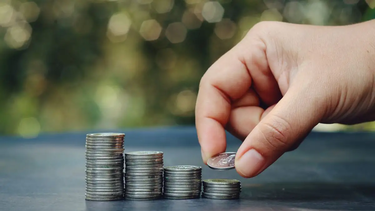 Gibt’s bald kein Bargeld mehr? Sparkasse stellt neuen Plan vor