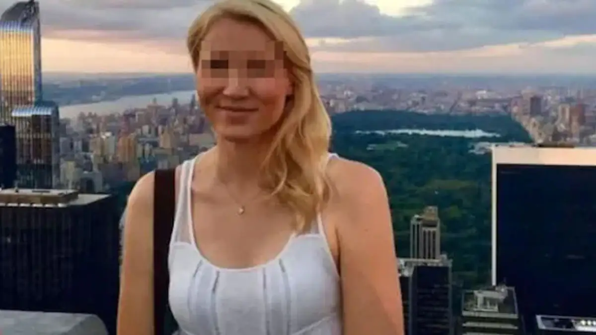 Sex im Flugzeug: Lehrerin treibt es mit Schüler auf Klassenfahrt