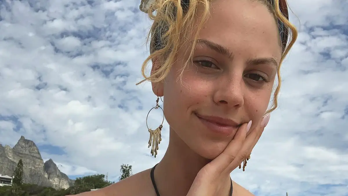 „GNTM“: Simone spricht erstmals über schlimme Erfahrungen und bricht in Tränen aus