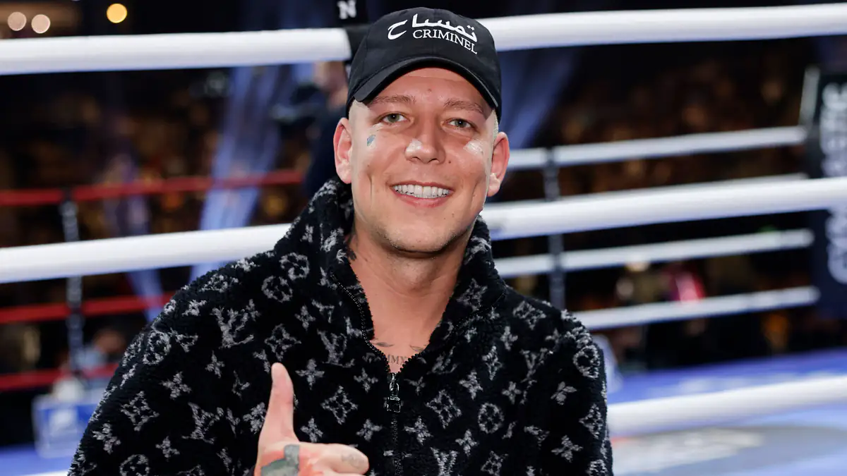 MontanaBlack zeigt Fans seinen Kontostand und ist schockiert