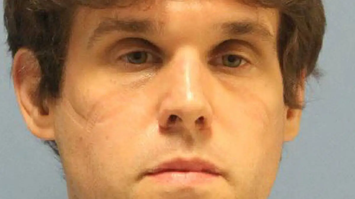 Mit zwei Dominas: Priester bei Sex auf Altar erwischt