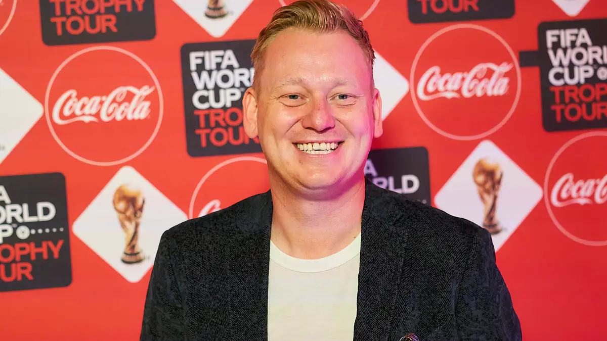 Seitenhieb gegen Stefan Raab: Wird Knossi „7 vs. Wild“ verklagen?