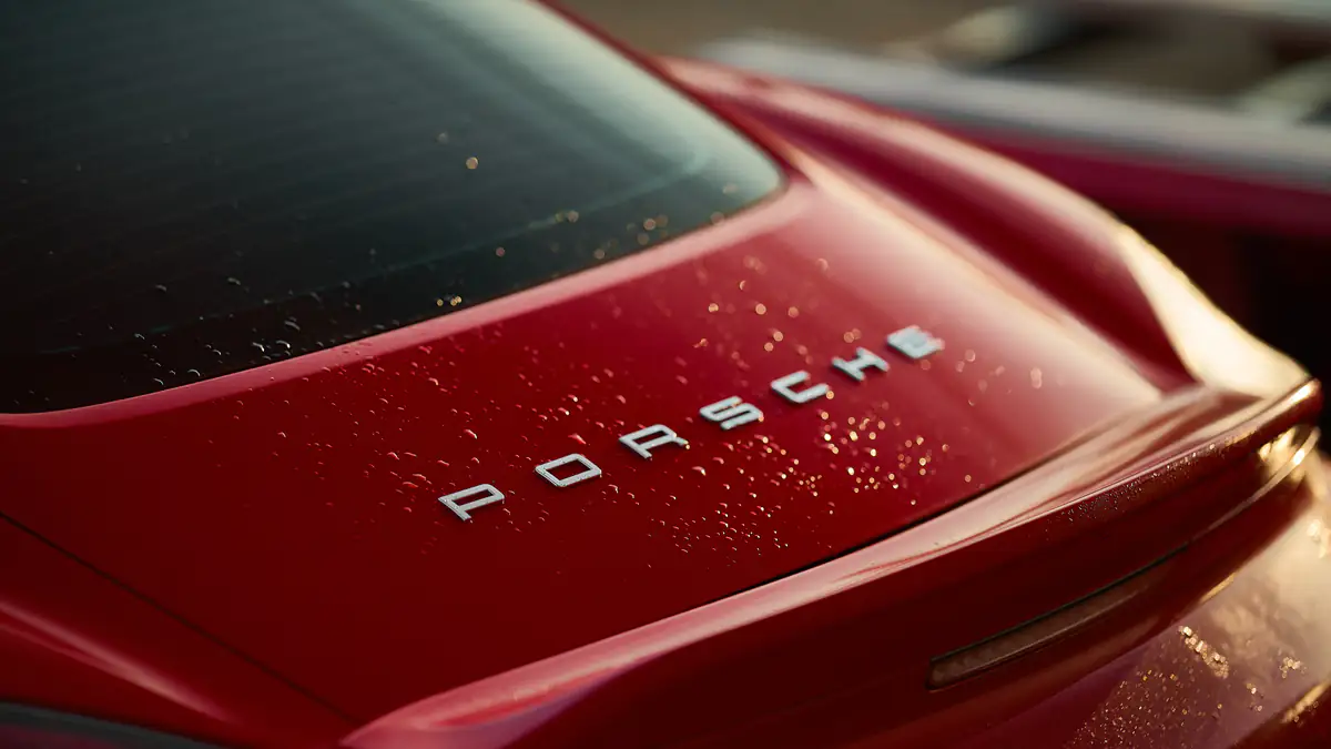 Porsche überrascht Mitarbeiter: Weihnachtsgeld wird erhöht