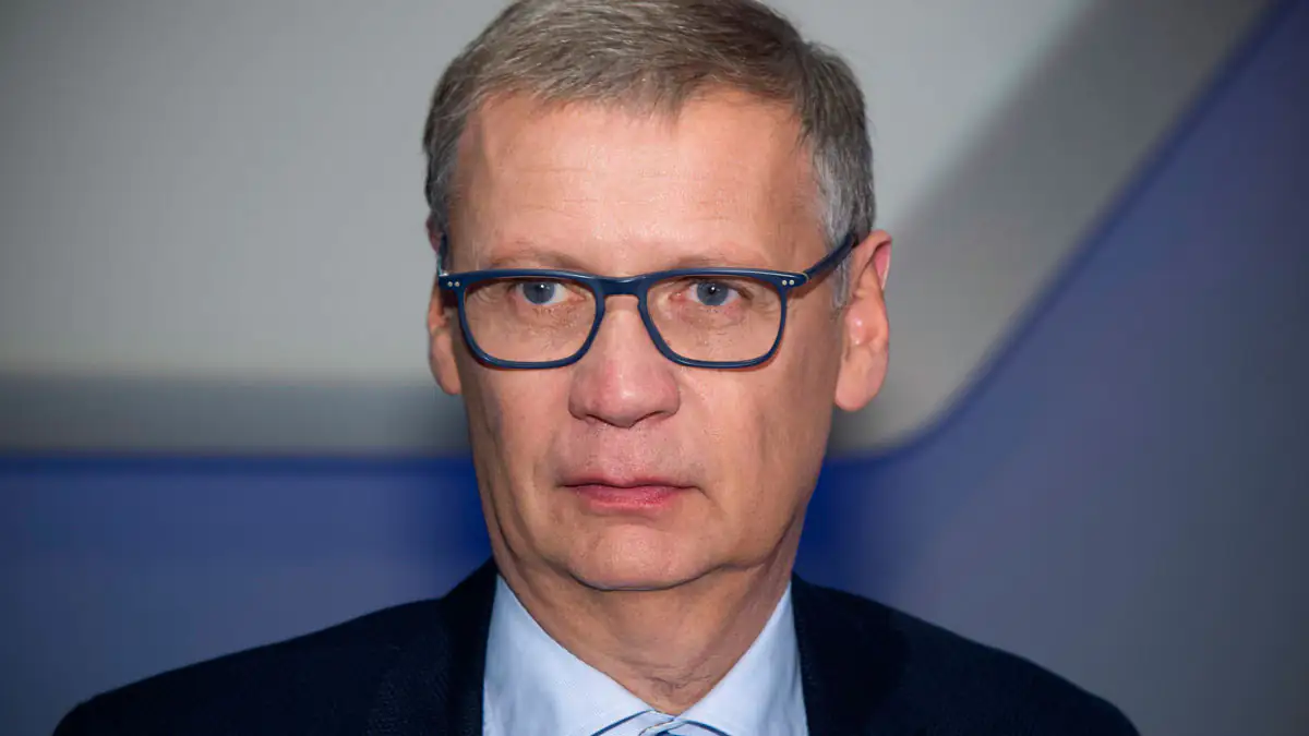 Günther Jauch Vermögen: So viel Geld hat der TV-Moderator wirklich
