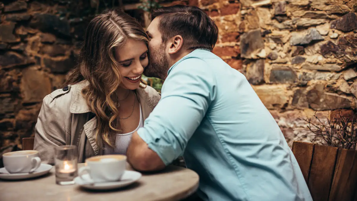 Er klappt sogar: Influencerin Sofia Franklyn enthüllt ultimativen Dating-Trick