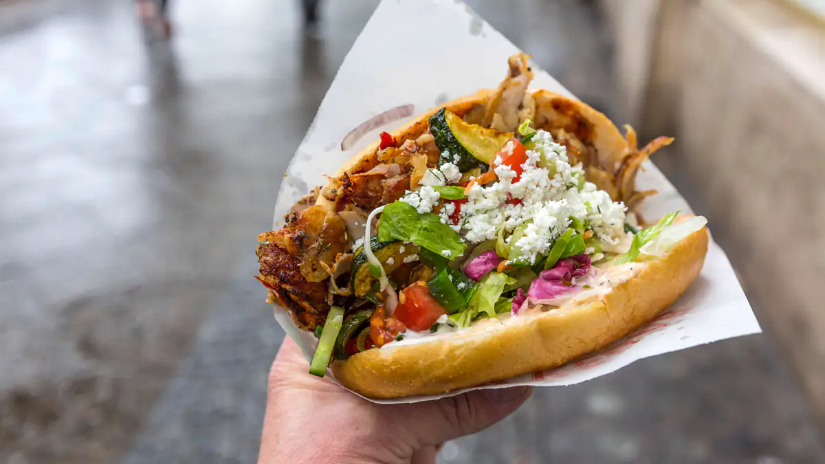 Großer Ansturm: Döner wird für 1 Cent verkauft