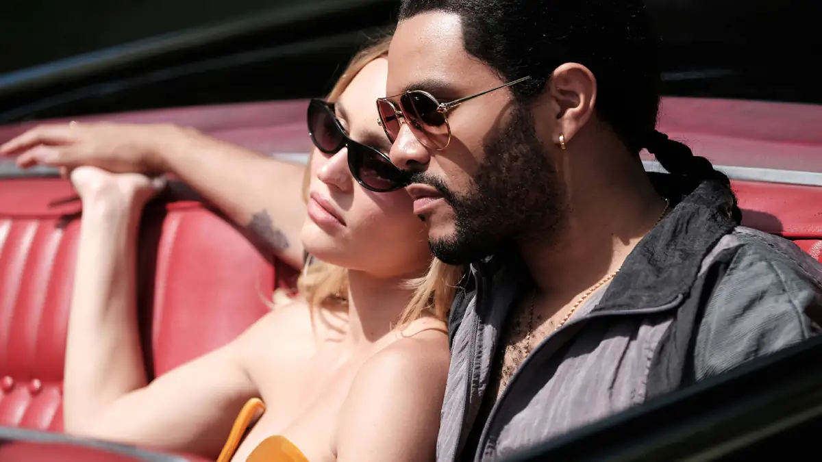 Lily-Rose Depp spricht über bizarre Sexszenen mit The Weeknd