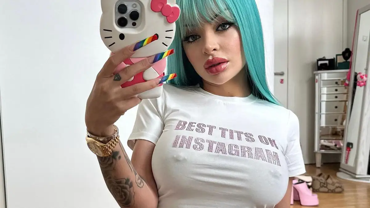 Mit heißen Nacktfotos: Katja Krasavice erreicht Meilenstein auf OnlyFans