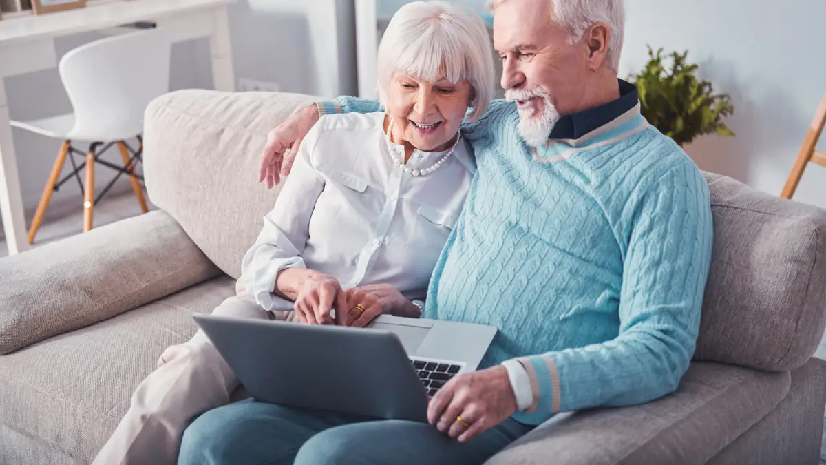 Experte verrät: „Mega-Rentenerhöhung“ 2024 wird Rekord brechen