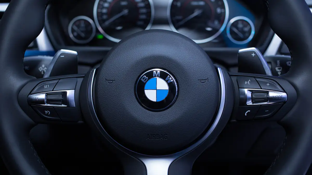 „Zufriedene Mitarbeiter“: So viel Geld verdient man bei BMW