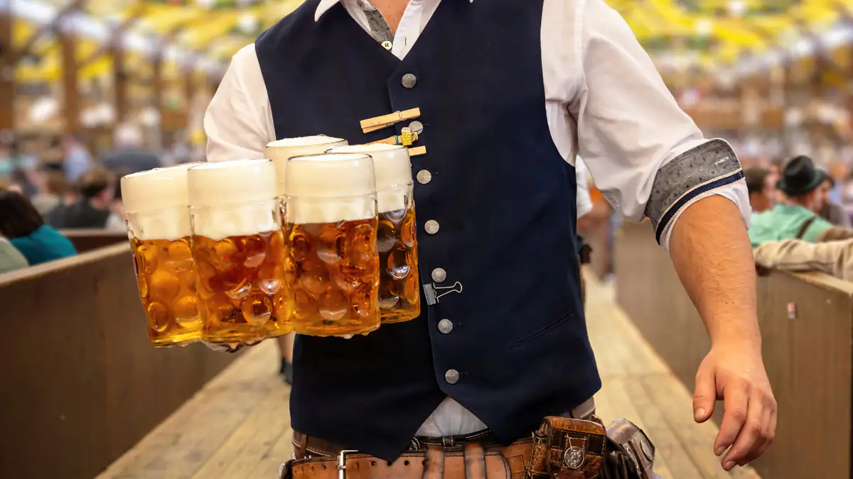 „Für das Geld fahre ich in den Urlaub“: Irre Wiesn-Rechnung geht viral