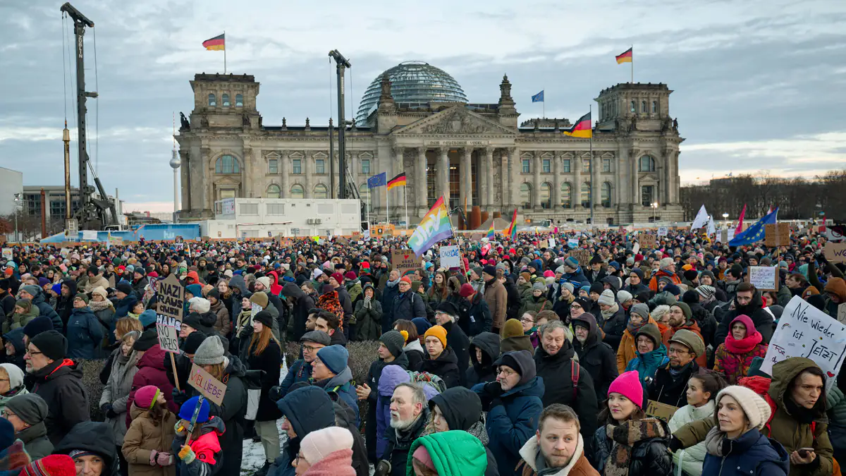 Demo gegen Rechtsextremismus: Video geht viral und entfacht Fake-Vorwürfe